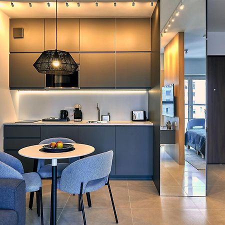 Mennica Residence Apartments By P&O Serviced Apartments Warschau Buitenkant foto