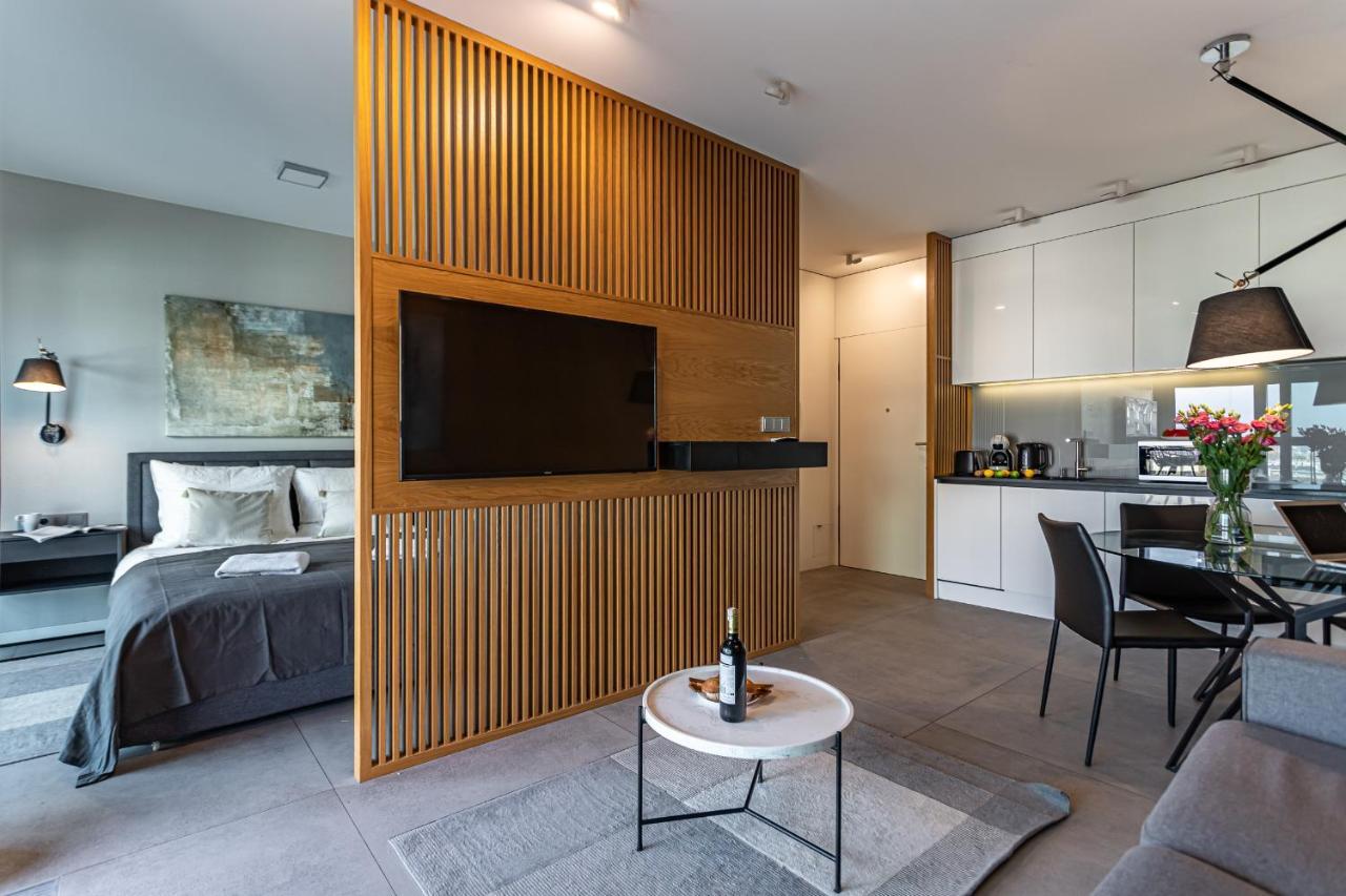 Mennica Residence Apartments By P&O Serviced Apartments Warschau Buitenkant foto